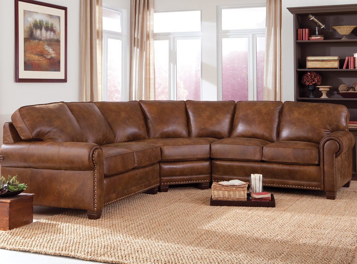 Smith Brothers 393 Sectional in Leather
