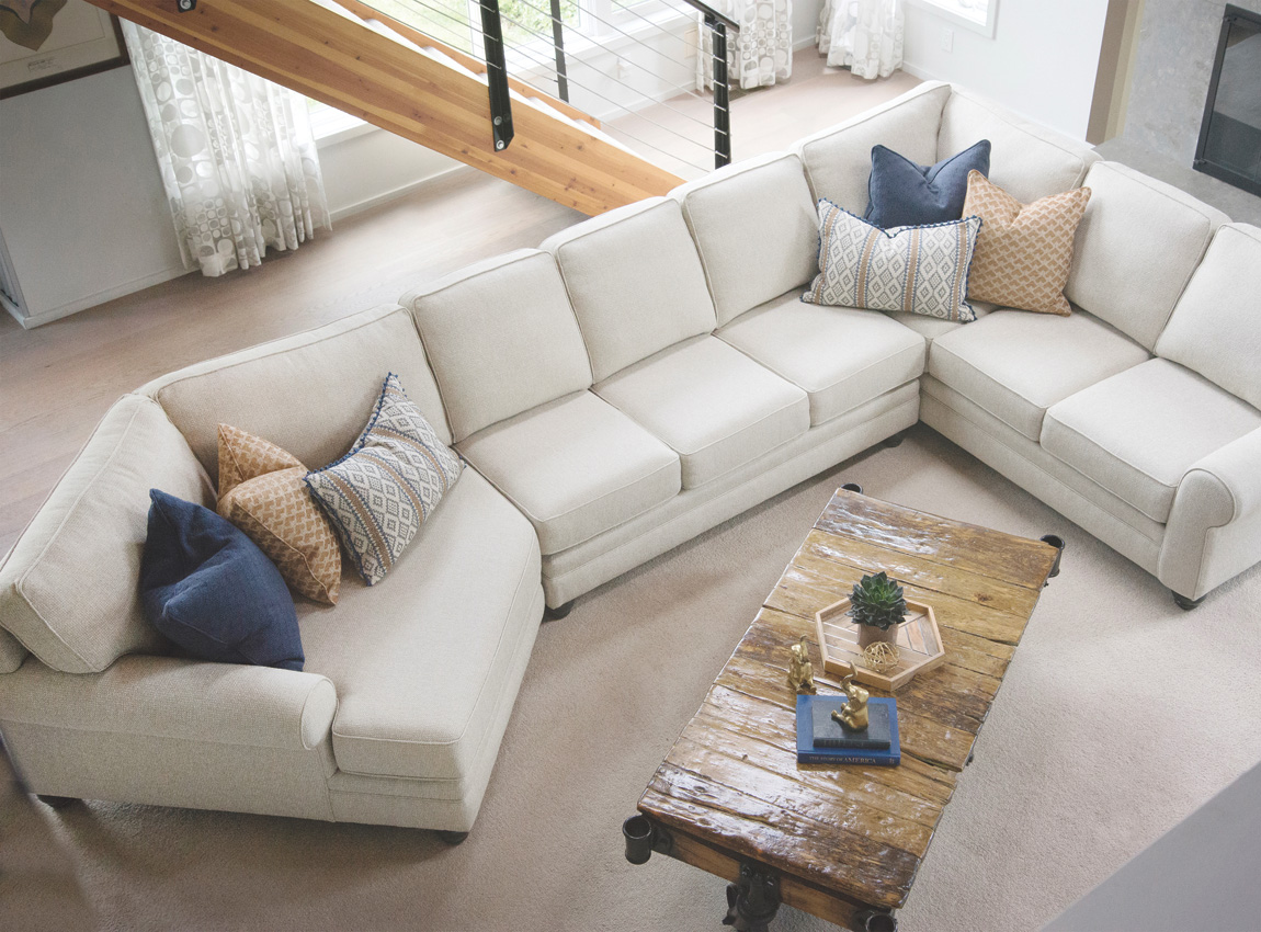 Smith Brothers 5000 Sectional in Fabric