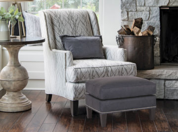 Smith Brothers 530 Ottoman